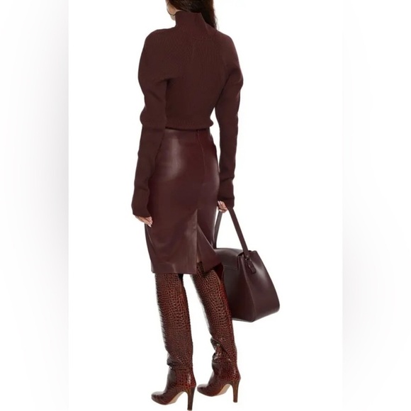NWOT Theory Vegan Leather Stretch Pencil Skirt Burgundy size 2 - Picture 5 of 10